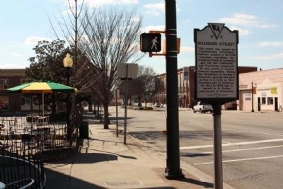 Gadsden Street Marker at the corner of Gadsden & Gervais Streets, looking west image. Click for full size.