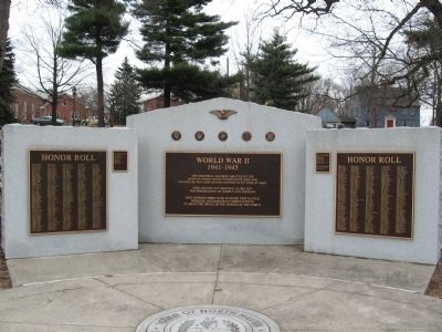 North Haven World War II Monument image. Click for full size.