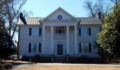 Kilgore-Lewis House -<br>North (Main) Entrance. Click for full size. Kilgore-Lewis House -<br>North (Main) Entrance image. Click for full size.