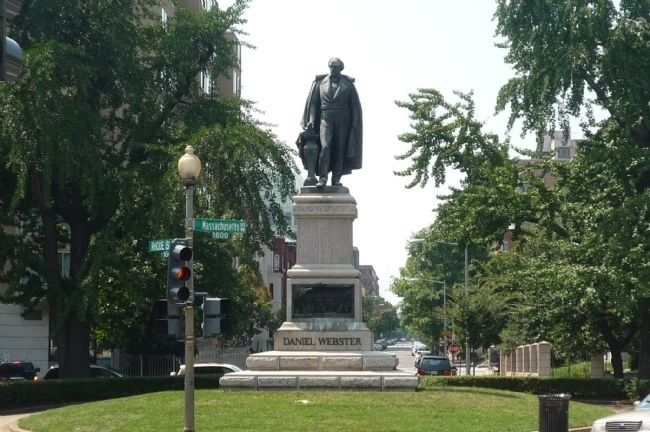 Daniel Webster Memorial image. Click for full size.