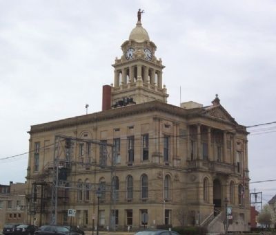 Marion County Courthouse. Click for full size. Marion County Courthouse image. Click for full size.