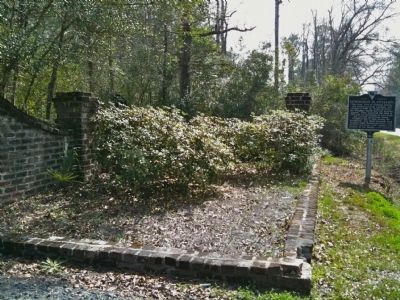 Lewisfield Plantation Marker image. Click for full size.