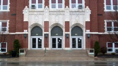 Central Middle School Entrance image. Click for full size.