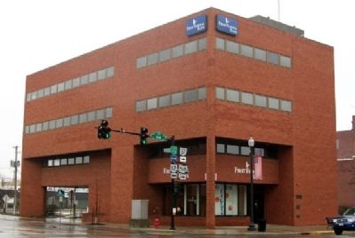Outstanding New Building, 1978 - 1979 and Marker. Click for full size. Outstanding New Building, 1978 - 1979 and Marker image. Click for full size.