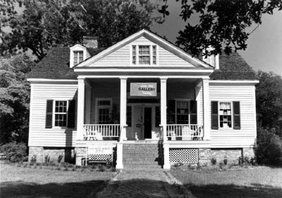 Elizabeth White House image. Click for full size.