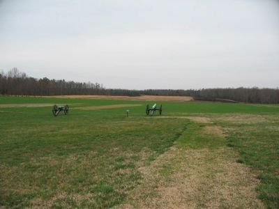 Marker between two 12-pdr Napoleons. Click for full size. Marker between two 12-pdr Napoleons image. Click for full size.