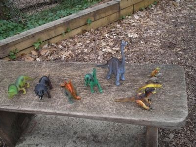 Dinosaur Exhibits image. Click for full size.