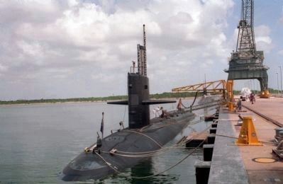 L. Mendel Rivers (SSN-686) Official U.S. Navy Photograph # DN-SC-93-05792 image. Click for full size.