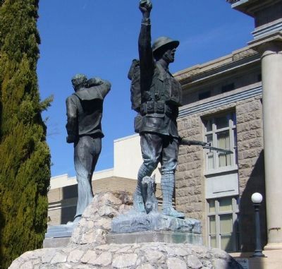 World War I Memorial Statues. Click for full size. World War I Memorial Statues image. Click for full size.