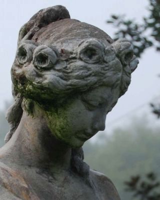 Cokesbury Garden Statue -<br>Face Detail image. Click for full size.
