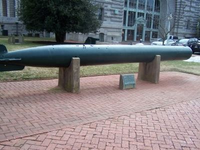 Japanese Torpedo and Marker. Click for full size. Japanese Torpedo and Marker image. Click for full size.