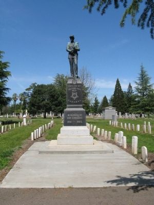 G.A.R. Monument image. Click for full size.