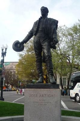 Statue of Jose Artigas - Father of the Independence of Uruguay image. Click for full size.