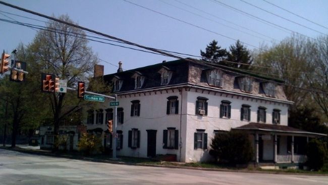 Bogart's Tavern and Marker. Click for full size. Bogart's Tavern and Marker image. Click for full size.