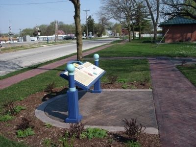 Looking North - - Citizenry Mourn Lincoln Marker. Click for full size. Looking North - - Citizenry Mourn Lincoln Marker image. Click for full size.