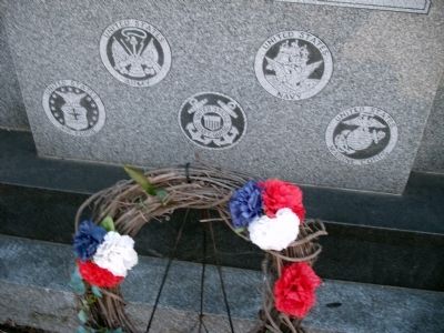 Seals - - Branches of United States Military image. Click for full size.