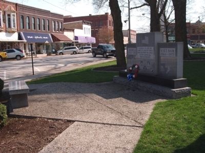 Right View - - Livingston County War Memorial Marker image. Click for full size.