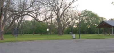 Beason's (Beeson's) Crossing Marker in park. image. Click for full size.