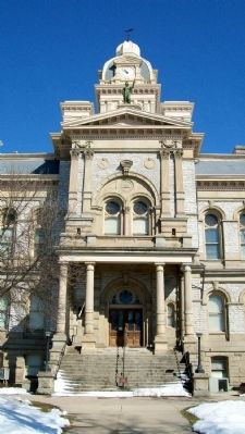 Shelby County Courthouse image. Click for full size.