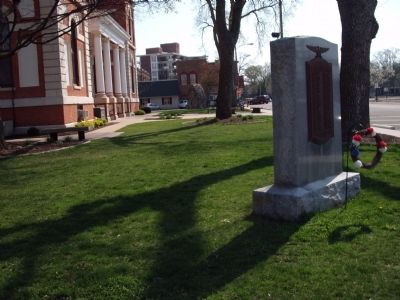 Wide View - - W. W. I War Memorial - Livingston County Illinois Marker. Click for full size. Wide View - - W. W. I War Memorial - Livingston County Illinois Marker image. Click for full size.