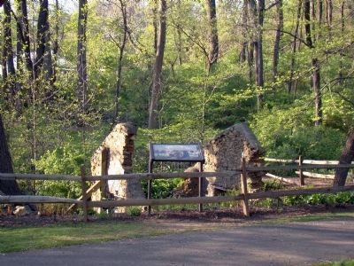 Marker at the Springhouse image. Click for full size.