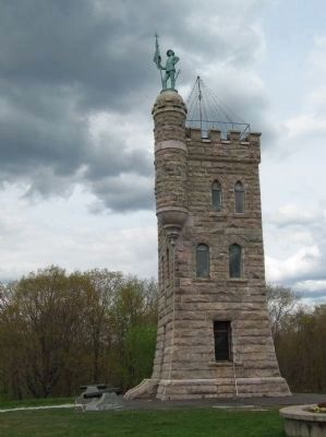 Winchester Soldiers' Memorial image. Click for full size.