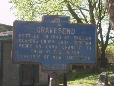 Gravesend Marker (pre-refurbishment) image. Click for full size.