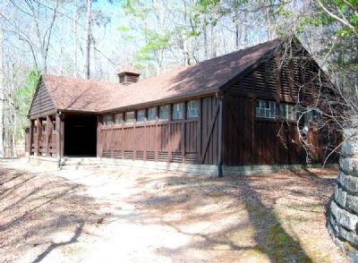 Pinnacle Lake Bathhouse image. Click for full size.