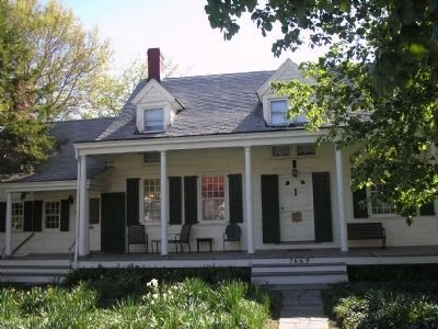 Wyckoff Bennett Mont House image. Click for full size.