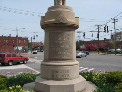 Torrington Soldiers Memorial image. Click for full size.