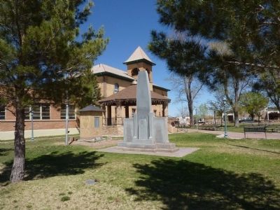 Navajo County Courthouse image. Click for full size.