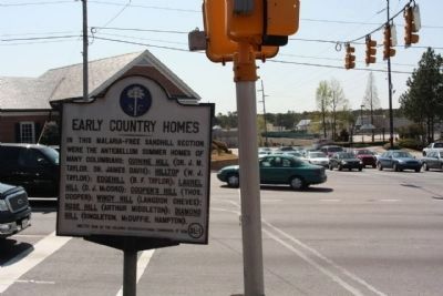 Early Country Homes Marker, at the intersection Forest Drive and North Beltline Blvd image. Click for full size.
