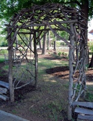 Natural Arbor image. Click for full size.