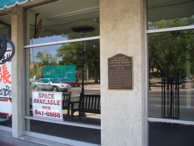 C. L. Gillett Block/Glendale State Bank Building Marker. Click for full size. C. L. Gillett Block/Glendale State Bank Building Marker image. Click for full size.