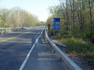 Along U.S. 209 northbound.. Click for full size. Along U.S. 209 northbound. image. Click for full size.