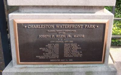Charleston Waterfront Park Marker at northwest entrance, off Vendue Range St.. Click for full size. Charleston Waterfront Park Marker at northwest entrance, off Vendue Range St. image. Click for full size.