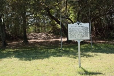 Battery Number 5 Marker with remains of the earth redan seen today image. Click for full size.
