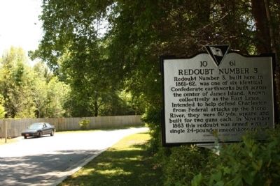 Redoubt Number 3 Marker along 5 Oaks Court. Click for full size. Redoubt Number 3 Marker along 5 Oaks Court image. Click for full size.