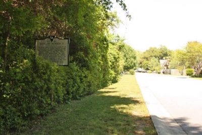 Redoubt Number 3 Marker, returning north on 5 Oaks Court image. Click for full size.