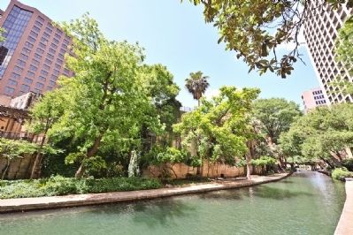 Typical Scene along the San Antonio River Walk image. Click for full size.