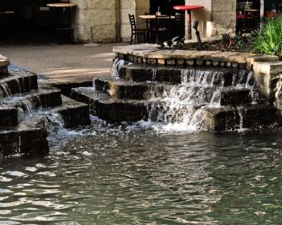 The San Antonio River Walk Has Many Fountains to Oxygenate the Water image. Click for full size.