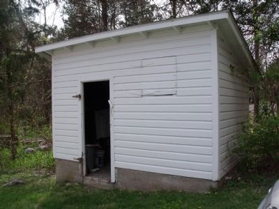 Price's Switch Schoolhouse Outbuilding image. Click for full size.