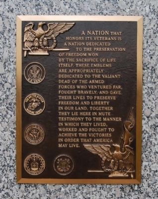 Graceland East Memorial Park Veterans Monument image. Click for full size.