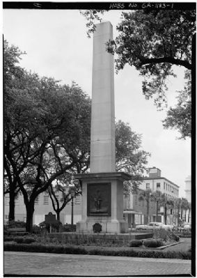 Nathanael Greene Monument north and west side image. Click for full size.