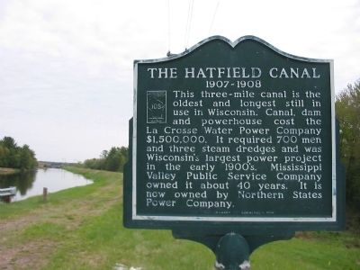 The Hatfield Canal Marker image. Click for full size.