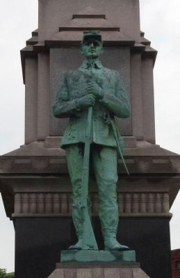Front of Left Statue image. Click for full size.