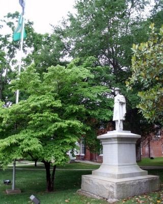 Halifax County Courthouse Lawn image. Click for full size.