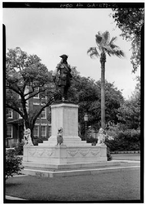 James Edward Oglethorpe Monument image. Click for full size.