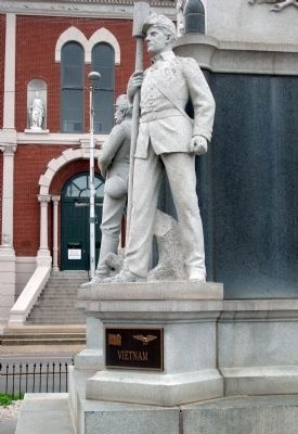 Profile - - South/West Statue image. Click for full size.