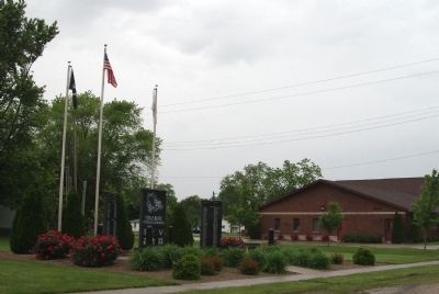 Long Front View - - Strasburg Veterans Memorial Marker image. Click for full size.
